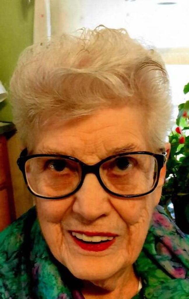 Theresa L. Niemiec Profile Photo