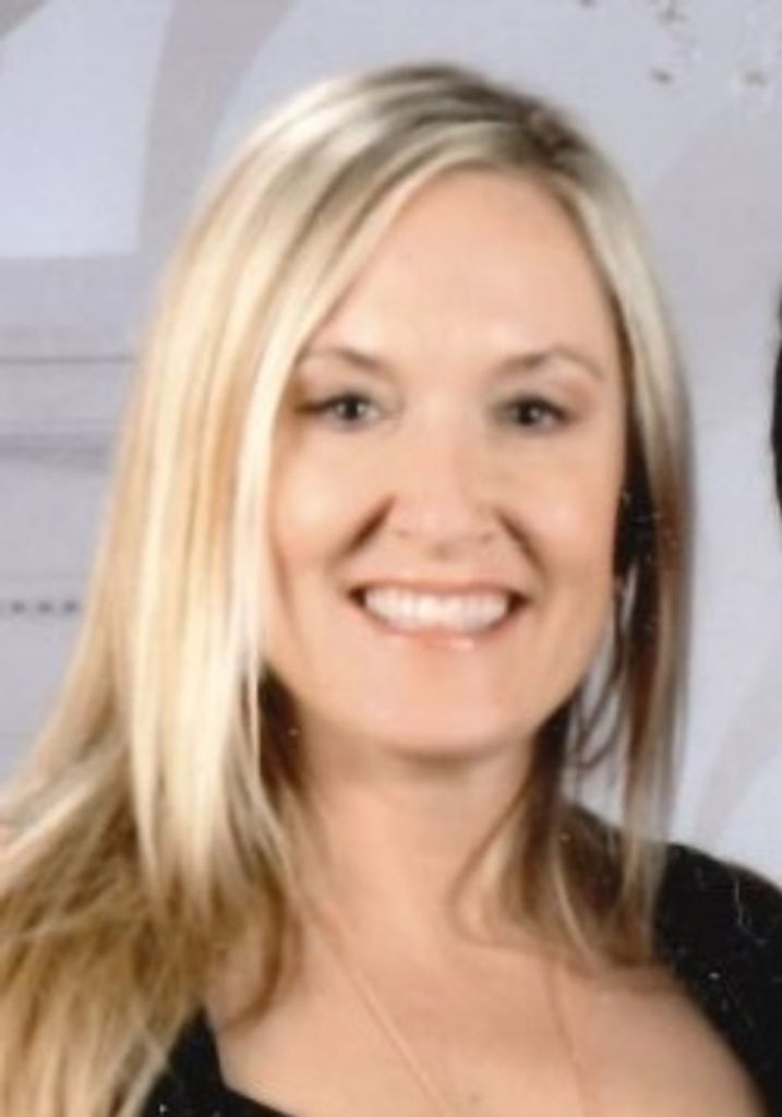 Gillian Lowe
