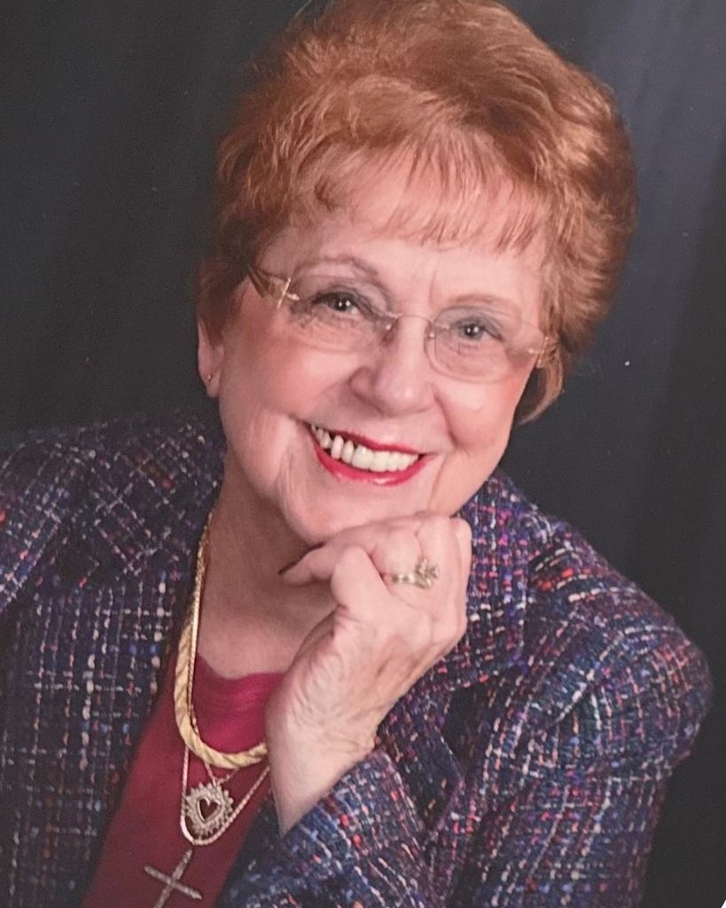 Lila Frost Profile Photo