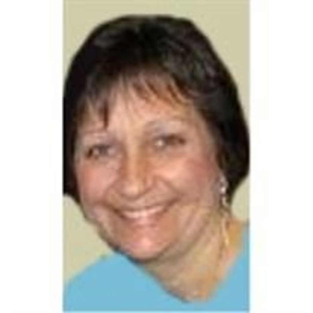 Josephine Macrina Profile Photo