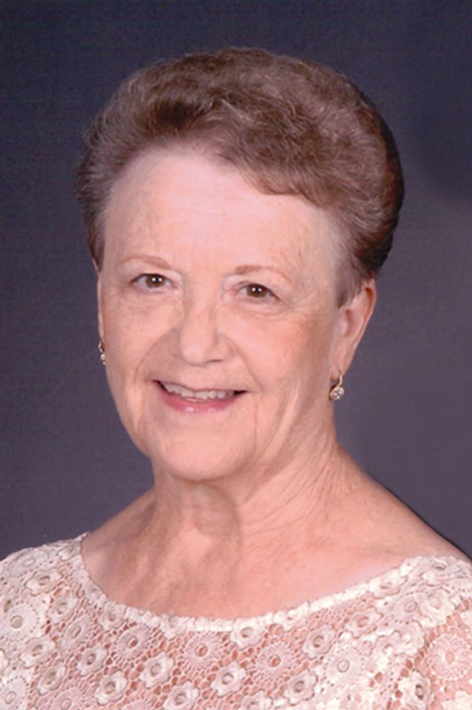Joyce Lenart Profile Photo