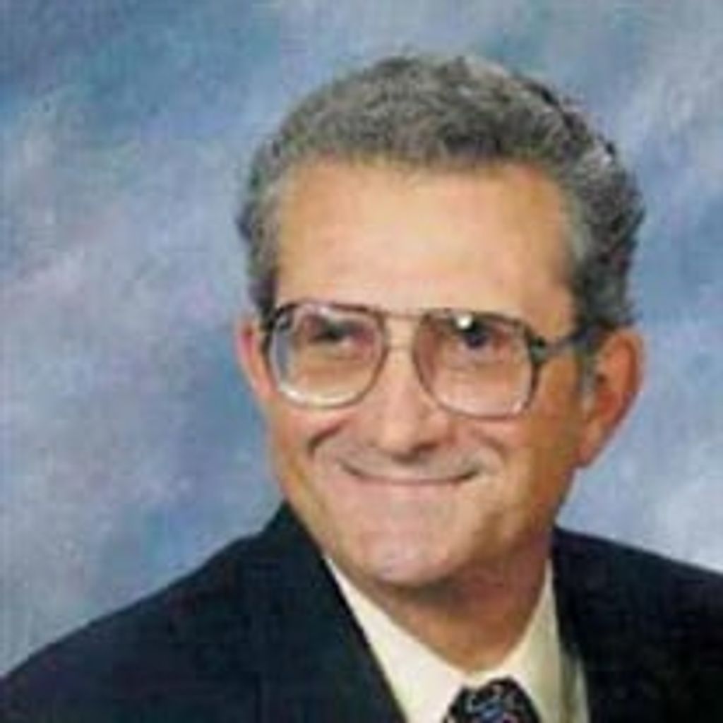 Warren Lowe