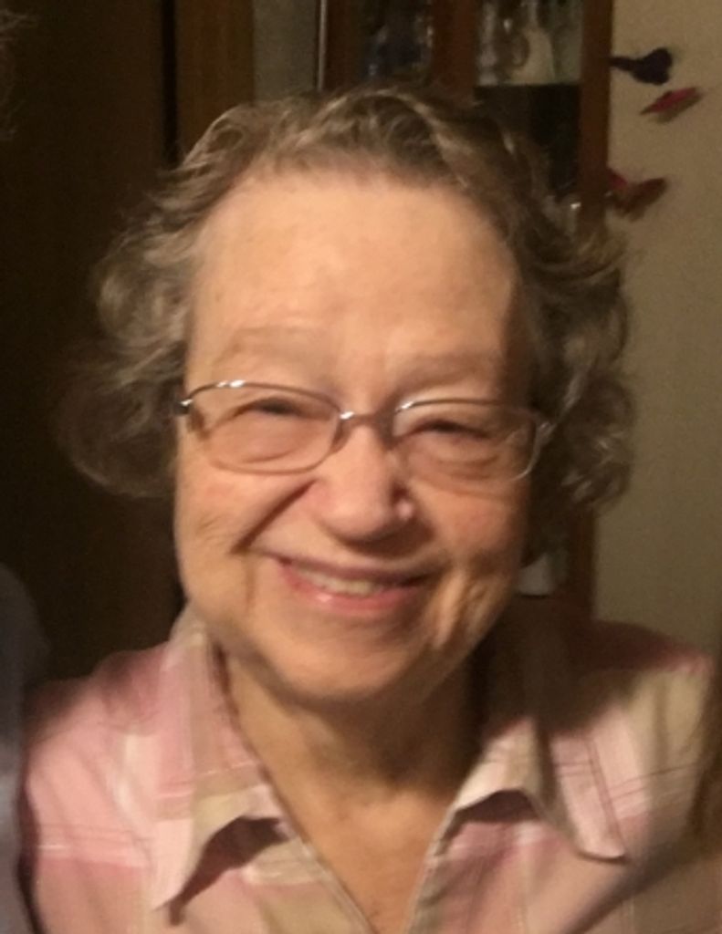 Lola  M Hunter