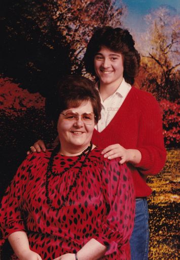 Rae McKittrick photo gallery thumbnail 16 of 40