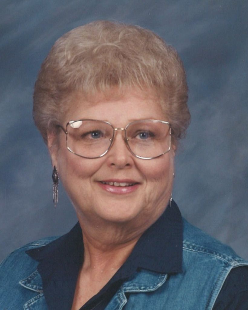 Vicki Elizabeth Holland Profile Photo
