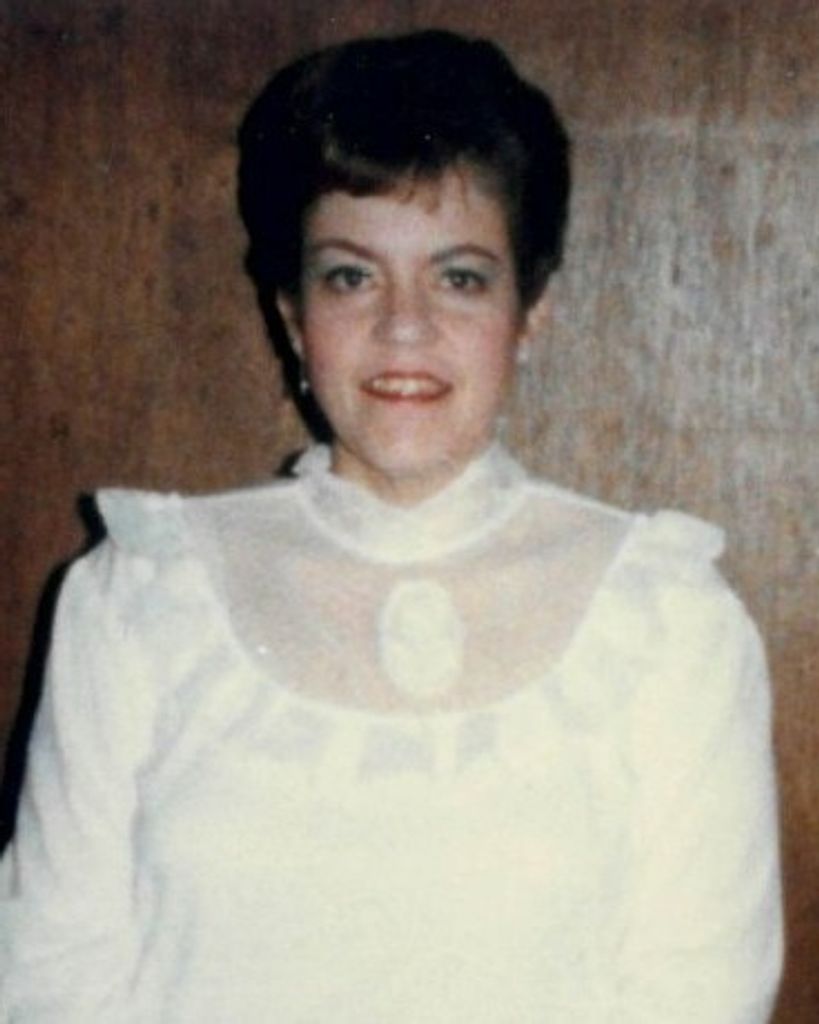 Julie Eileen Moffett Profile Photo
