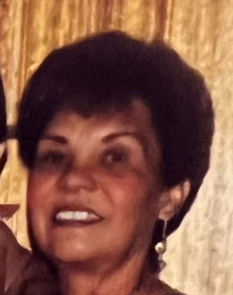 Gloria V. Salinas Profile Photo