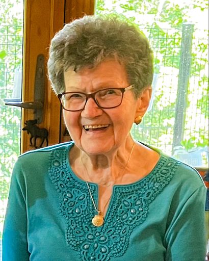 Estelle Zabrocki's obituary image