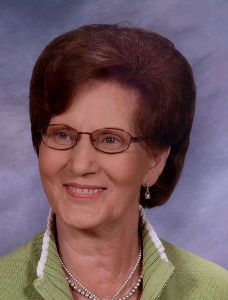 Elizabeth "Betty" Johnson Echols Profile Photo