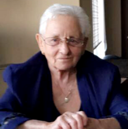 Marietta (Castellucci)  Tamburri Profile Photo