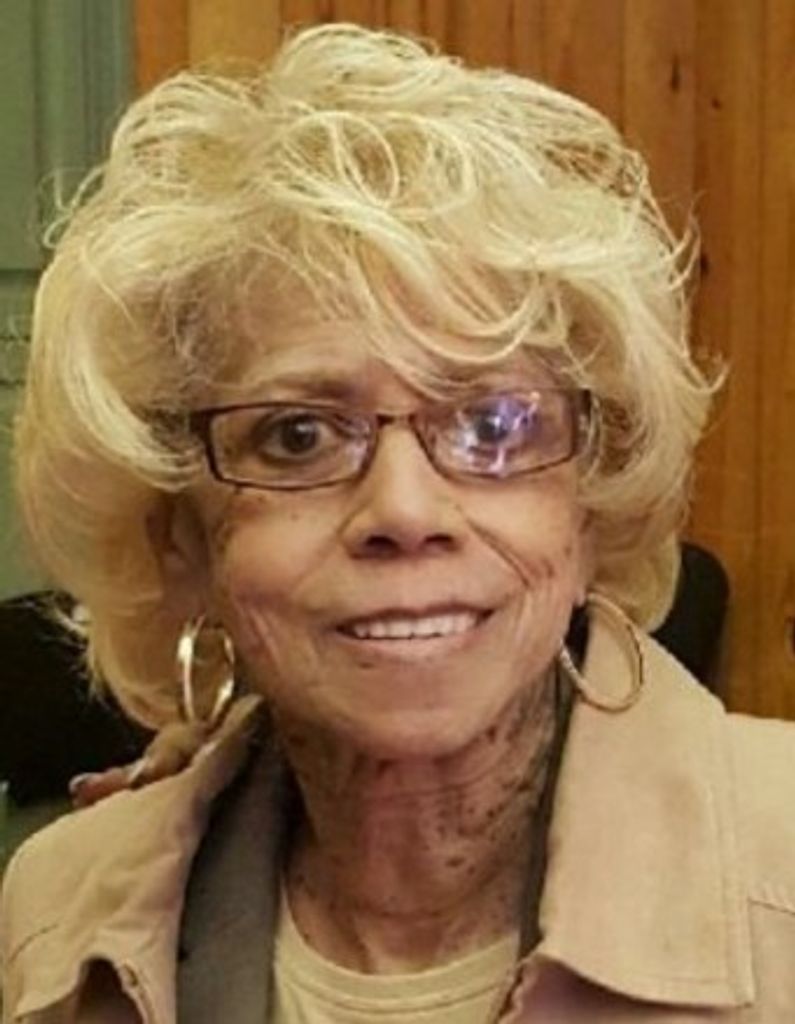 VIVIAN PETITT