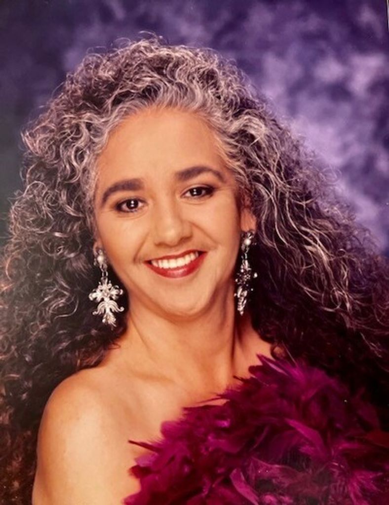 Stella Louise Flores Profile Photo