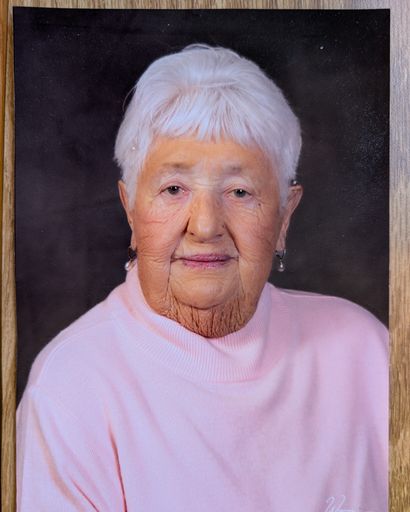 Doris Olson's obituary image