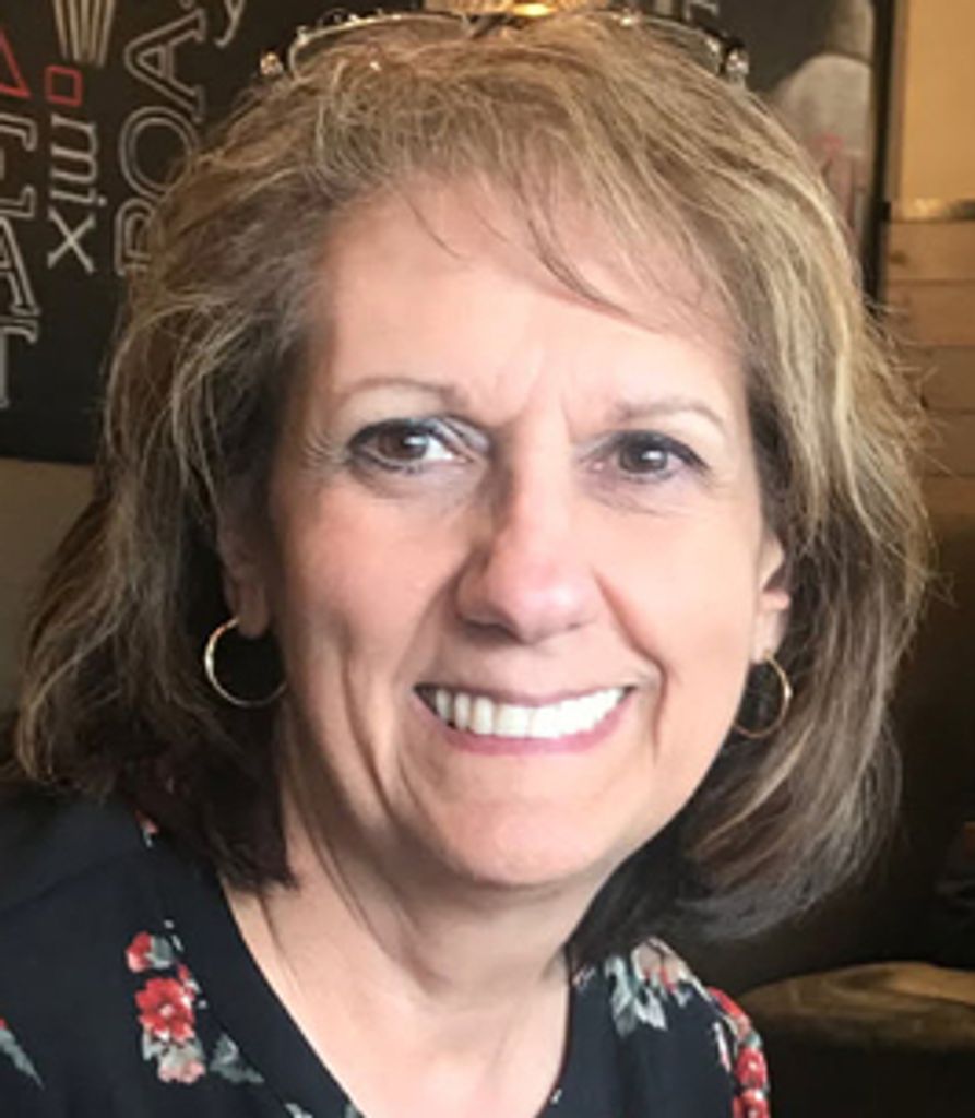 Donna Macik Profile Photo