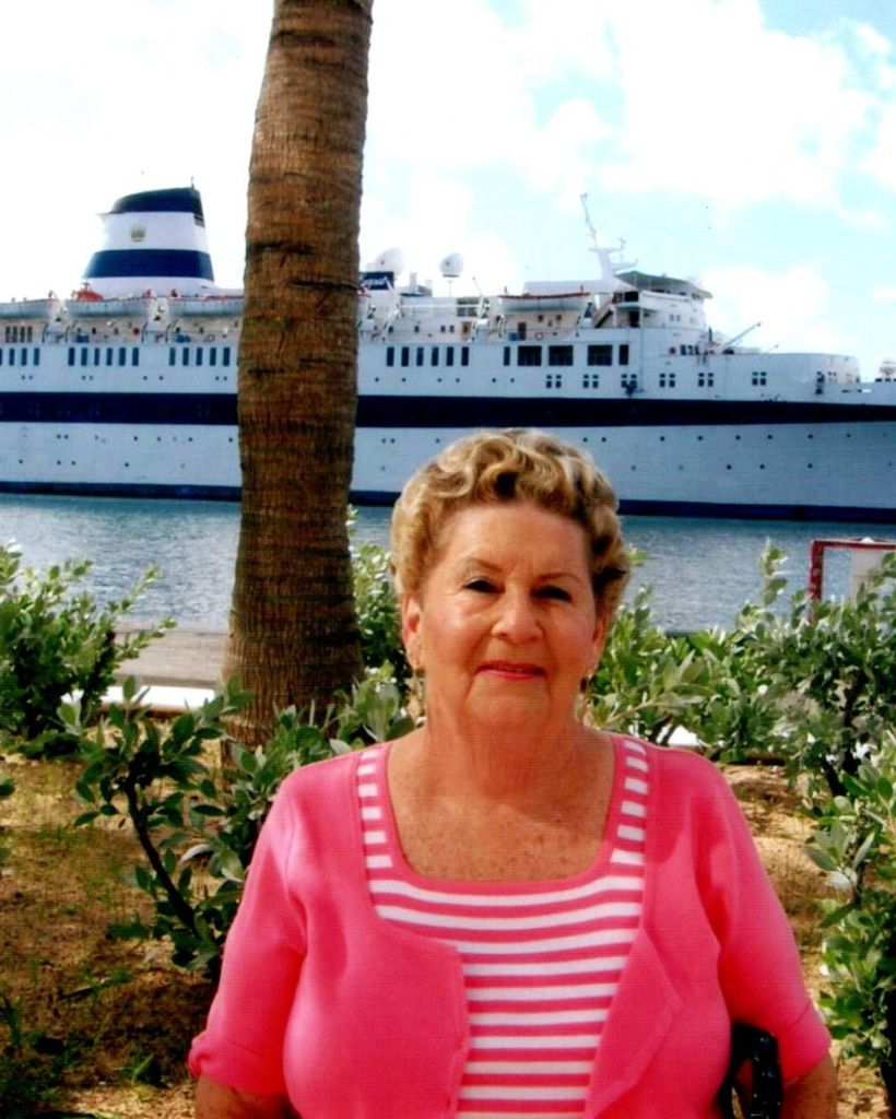 Helen Ruth Cash Profile Photo
