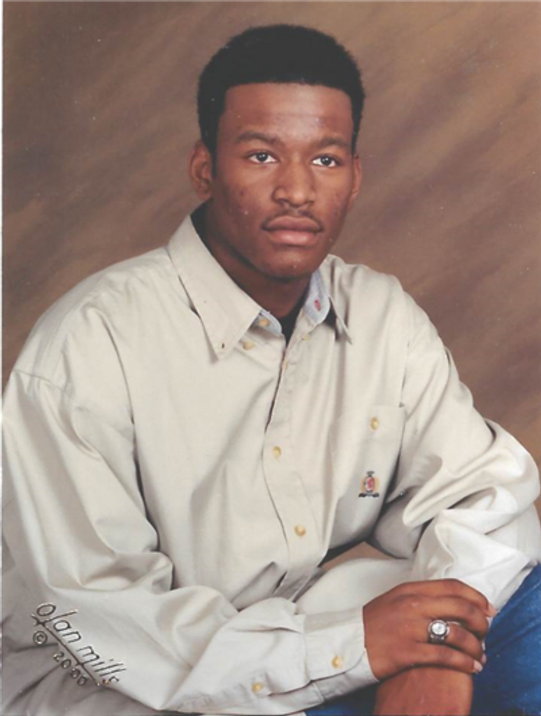 Dustin Mallory Redeaux