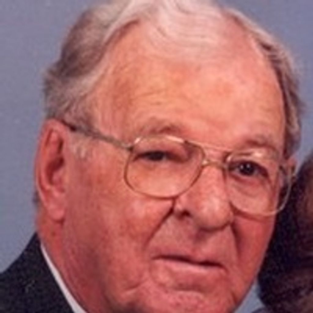 KENNETH REYNOLDS