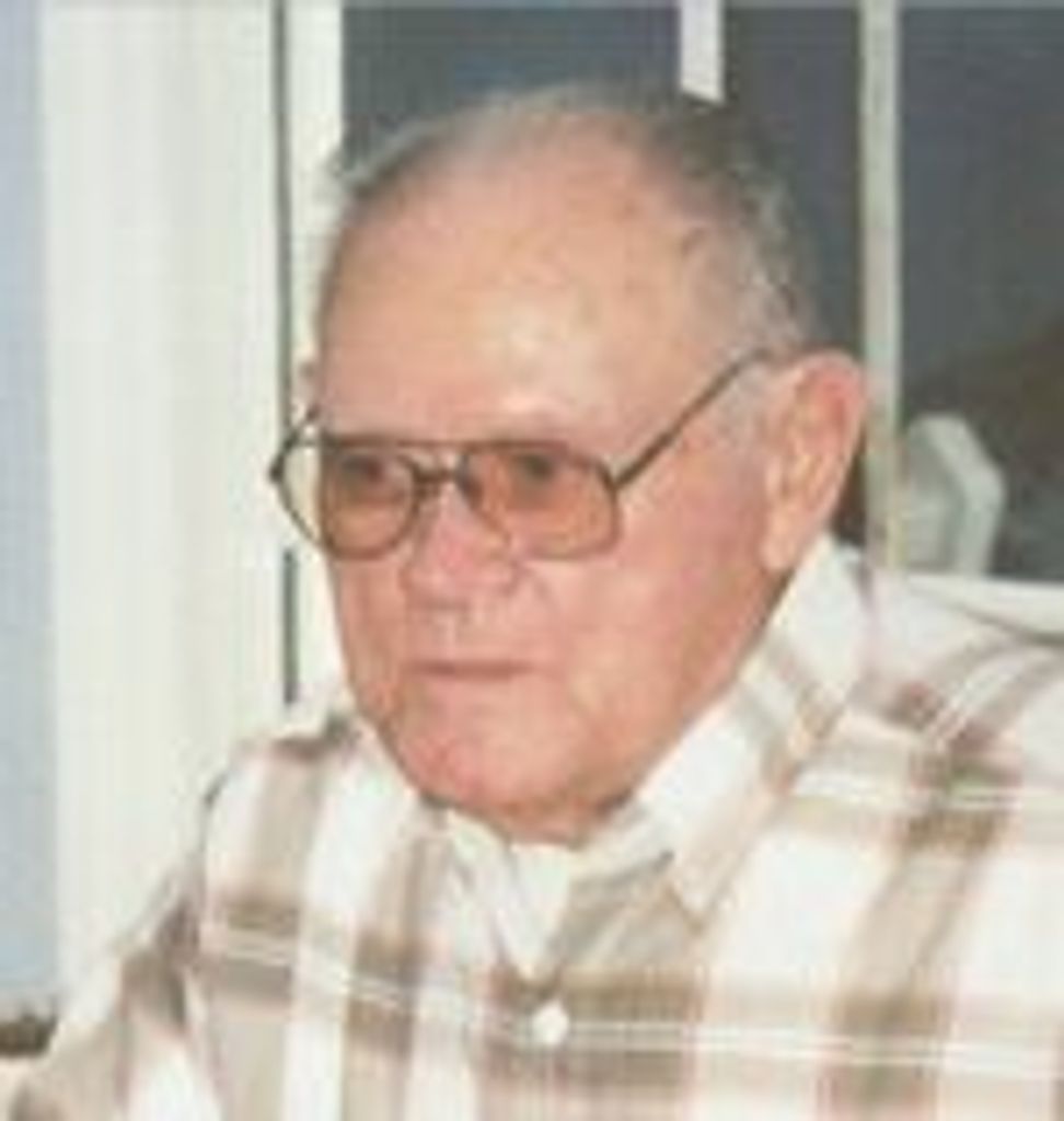 Alton Burnette Lavelle