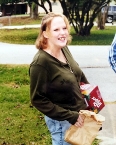 Sarah Leanne Shelton photo gallery thumbnail 9 of 29