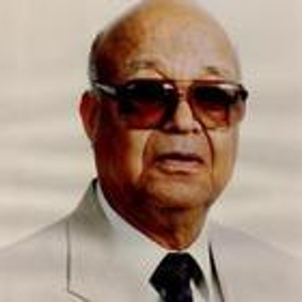 Ralph E. Thomas