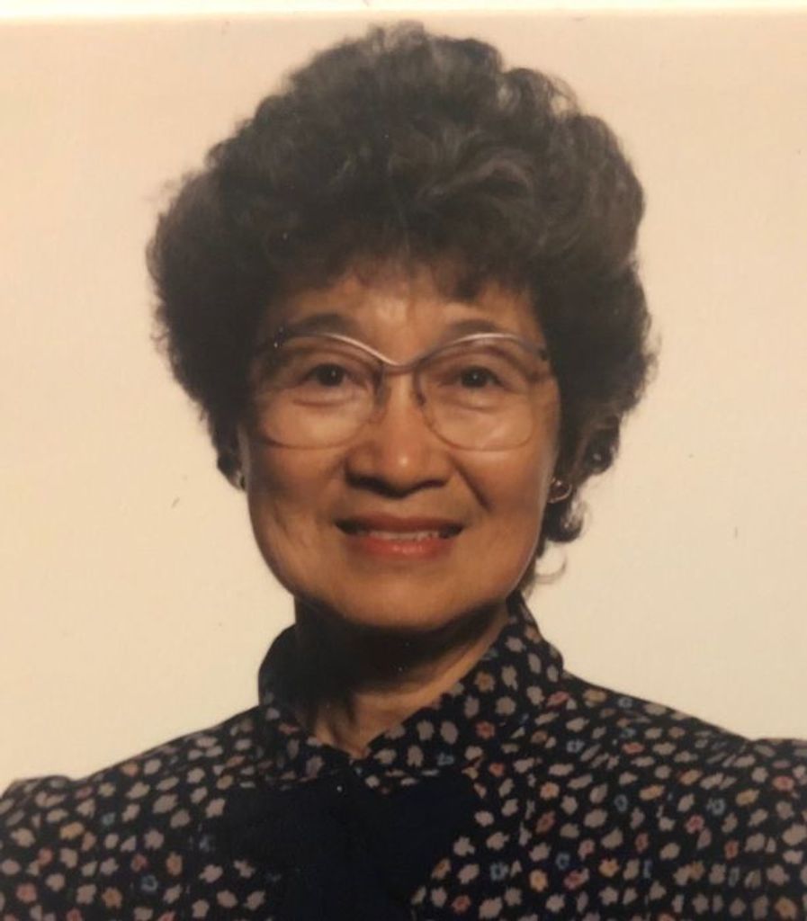Ritsuko T Hamamura Profile Photo
