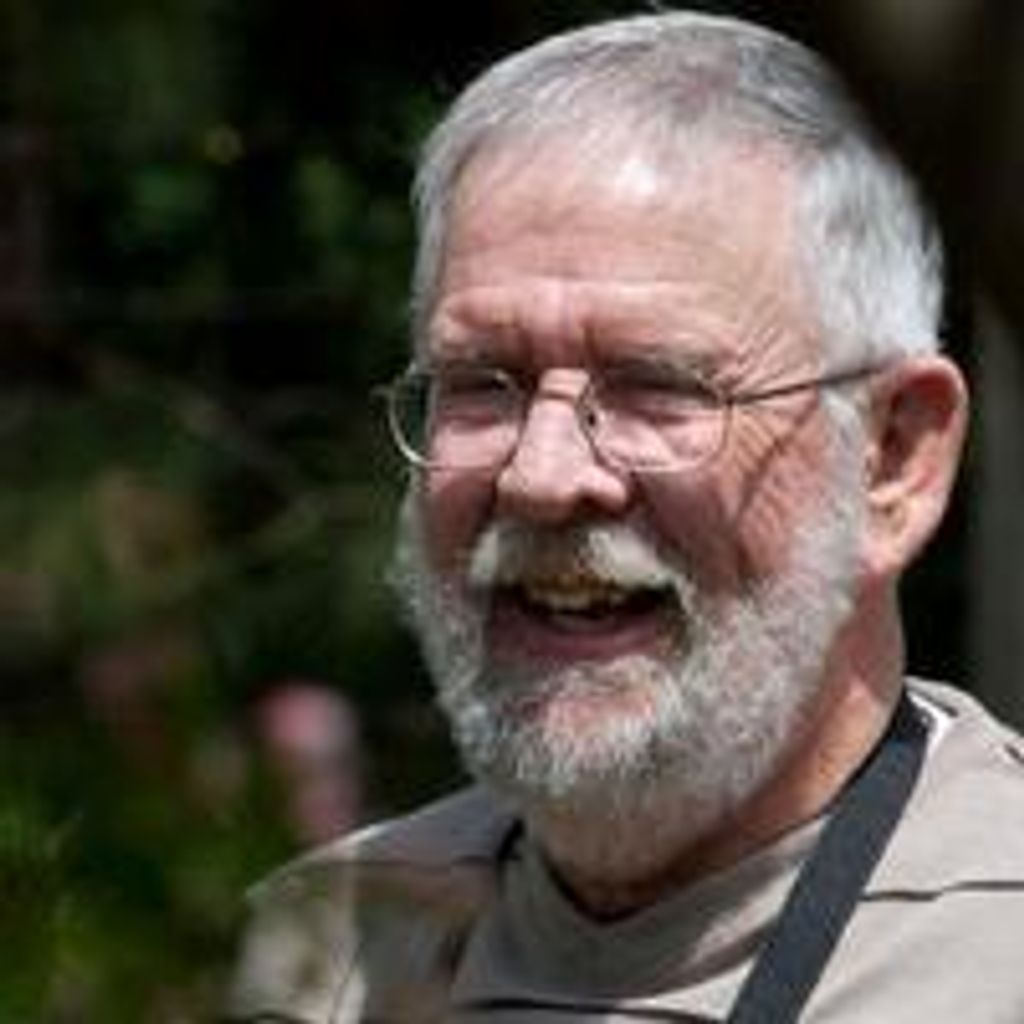 Larry M Hefling