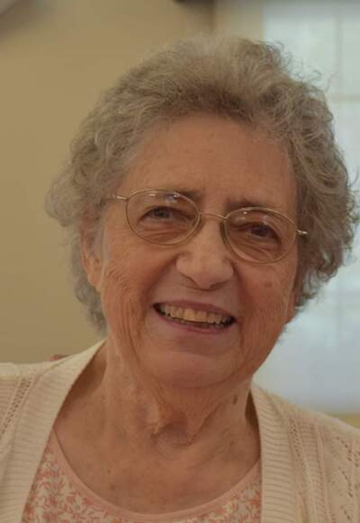 Dee Ann Bradley Profile Photo
