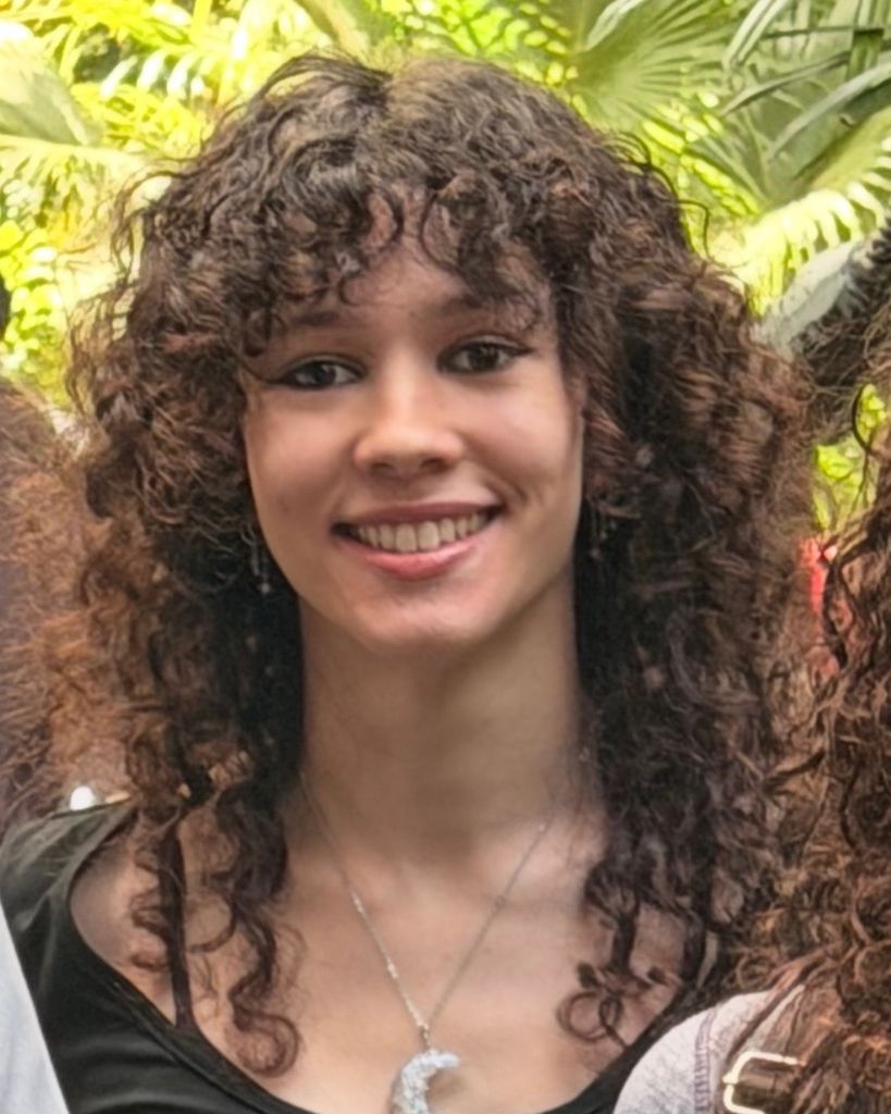 Leah Avery Graetz Profile Photo