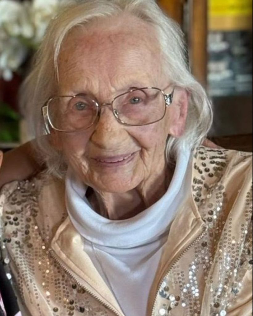 Louise Dusenberry Profile Photo