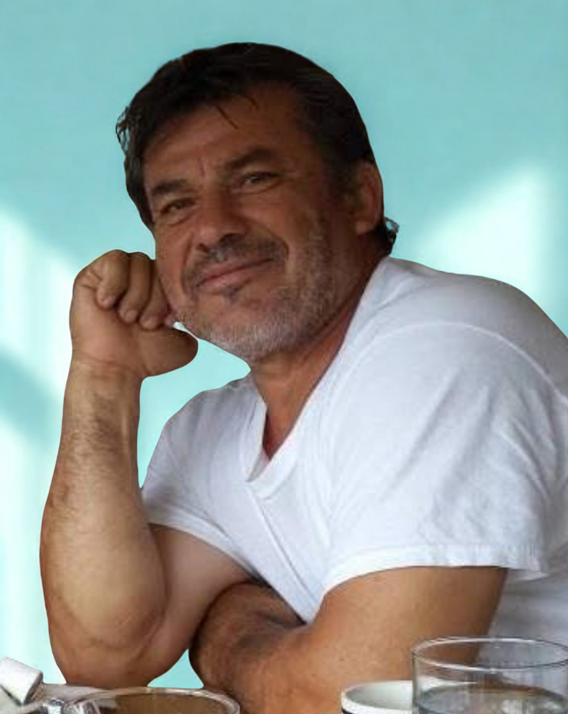 Esteban Rios Profile Photo