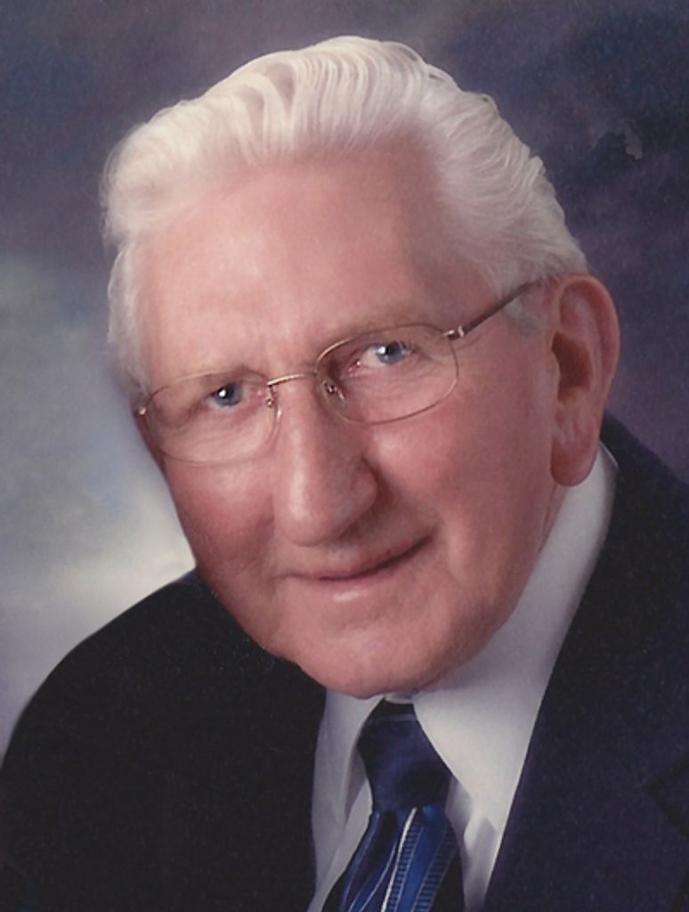 Earl W. Stechmesser Profile Photo
