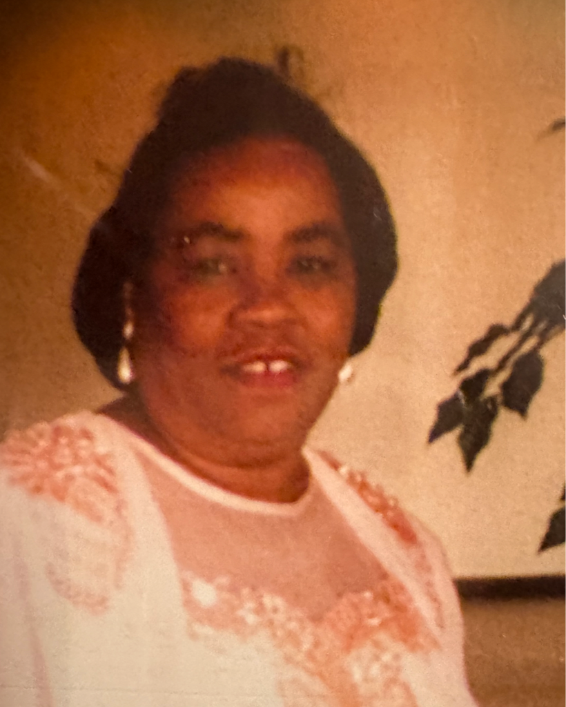 Leanna Watts Profile Photo