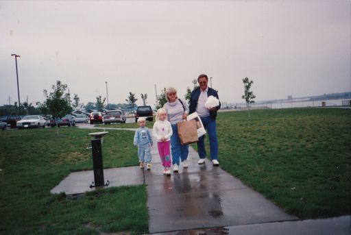 Carolyn J. (Bergstrom)  Bohl photo gallery thumbnail 52 of 133