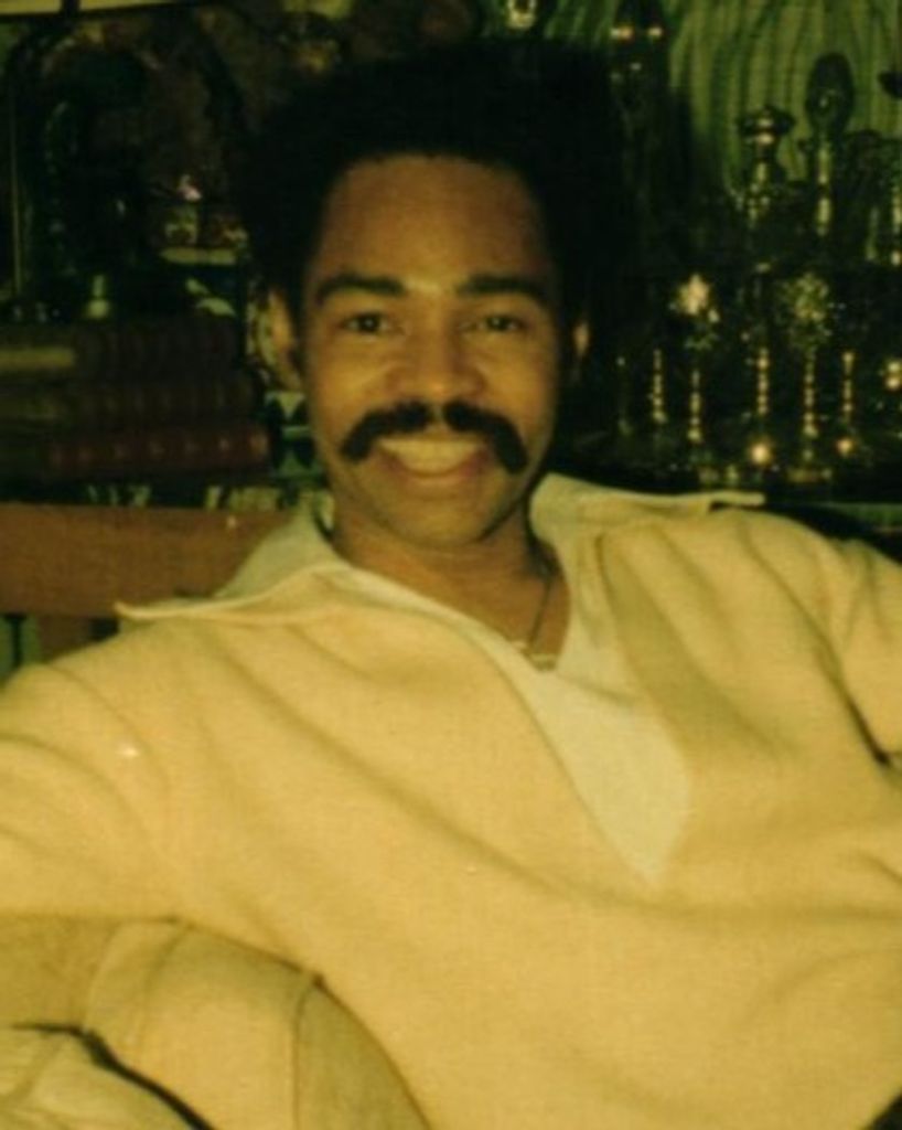 Edward Robertson Profile Photo