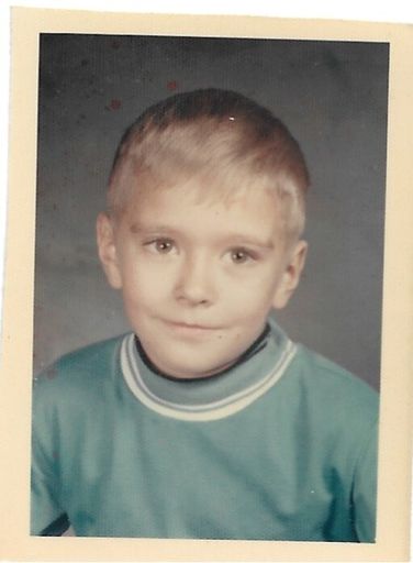 Larry Eugene Medek photo gallery thumbnail 15 of 86