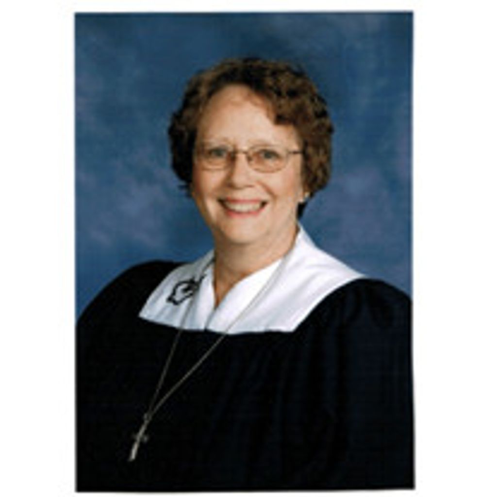 Lynn Norris Pfeiffer Profile Photo
