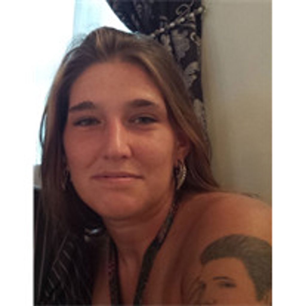 Alicia Jean Macdonald Profile Photo