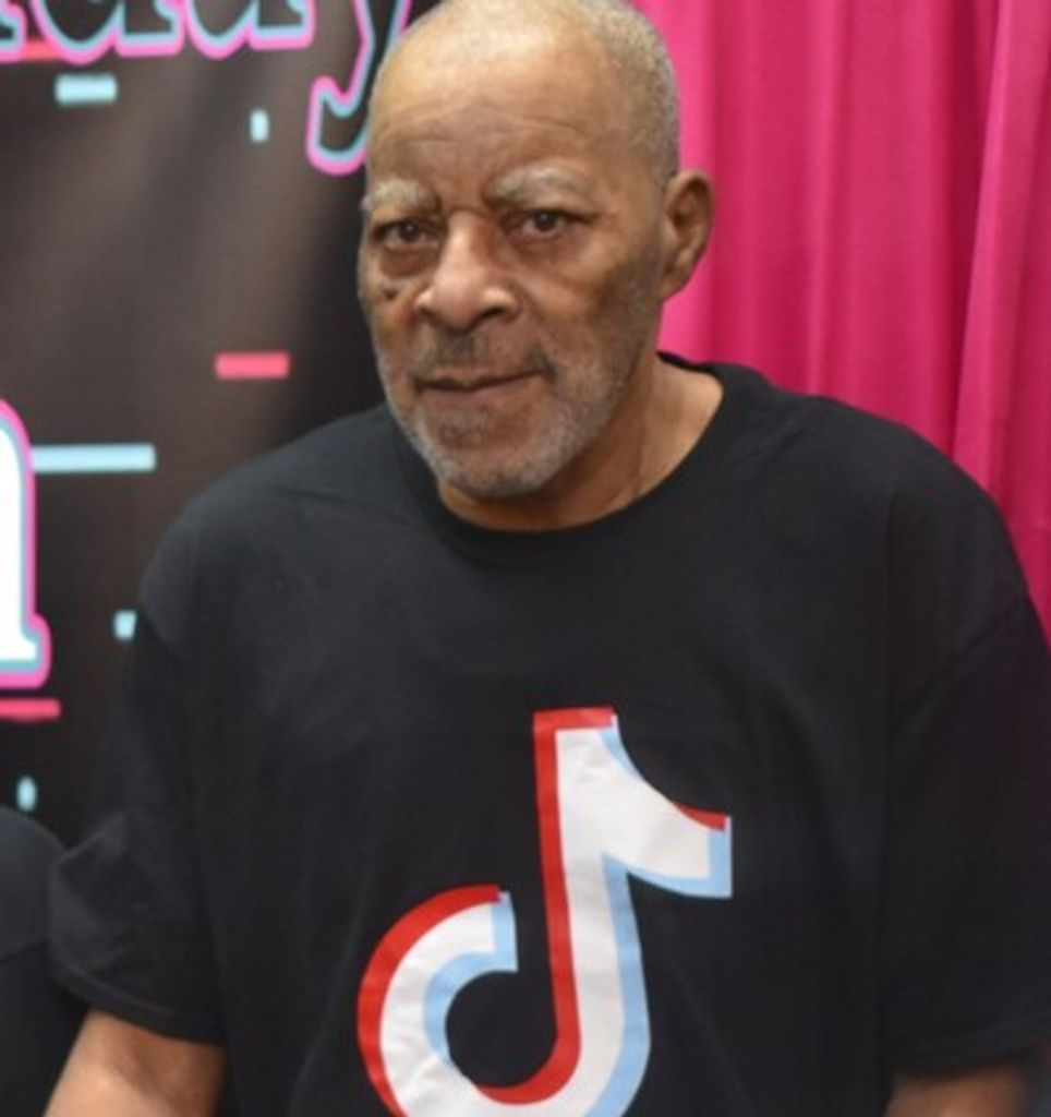 Thomas Jackson Profile Photo