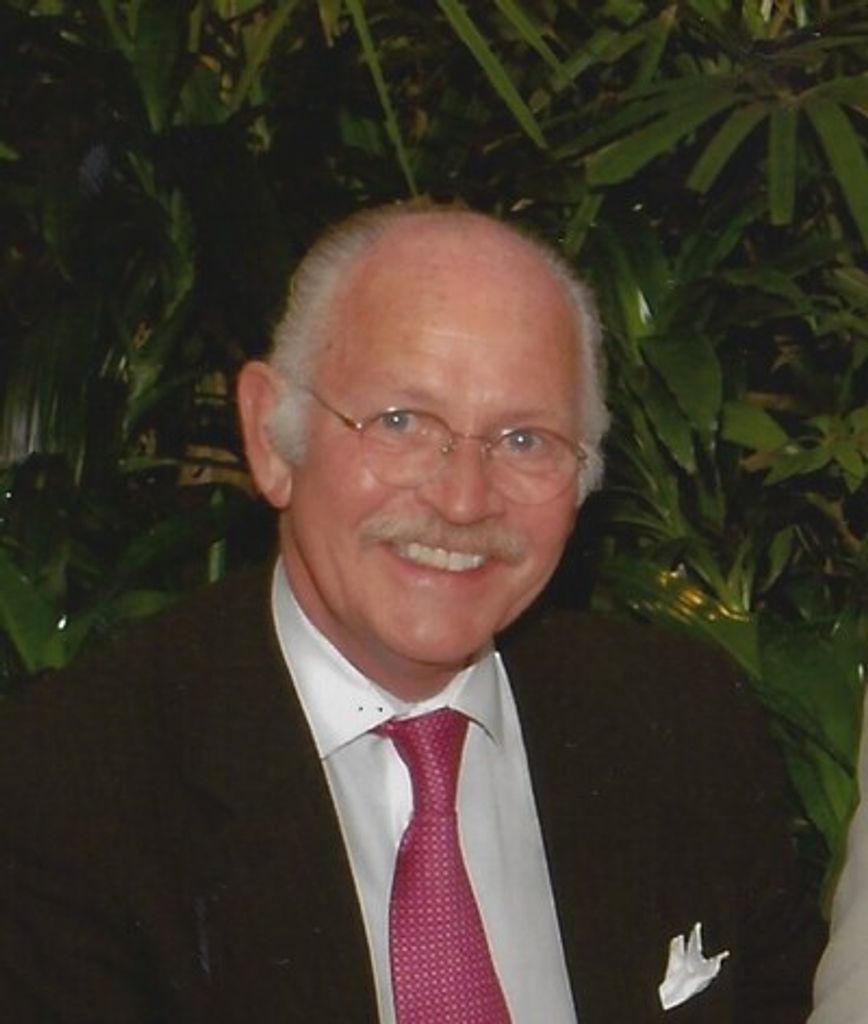 Robert Martin Ryan
