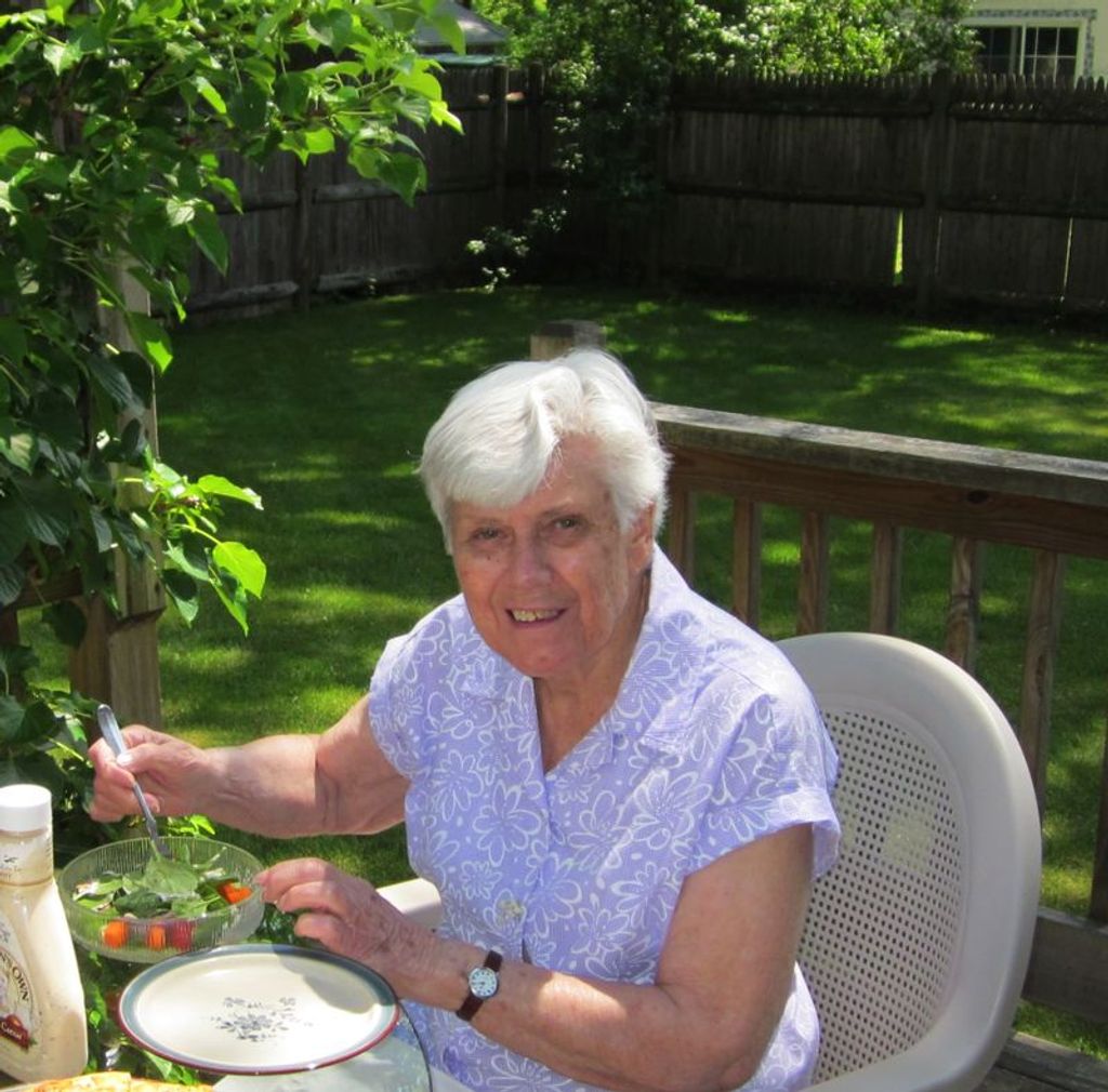 Laura E. "Betty" Murray Profile Photo