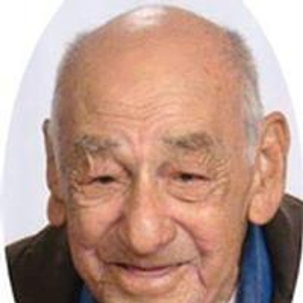Guadalupe Salinas,  Sr.