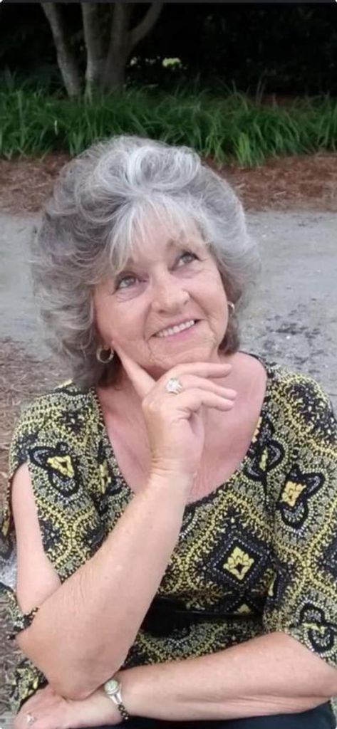 Earlene Smiley Henry Profile Photo