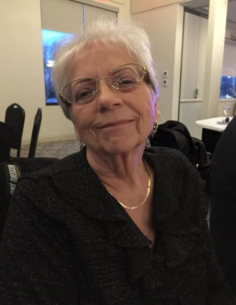 Betty Joan Mcglocklin Profile Photo