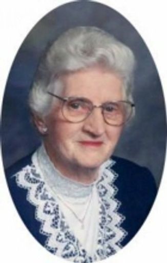 Helen Grandfield photo gallery thumbnail 1 of 1