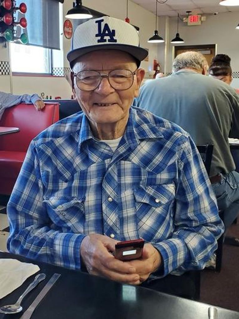 Everett Duane Hallett Profile Photo