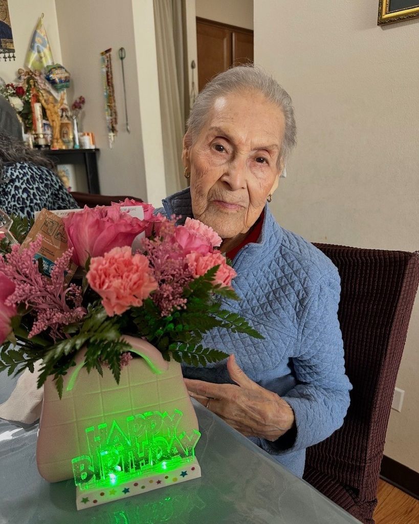 M. Esther Gomez Profile Photo