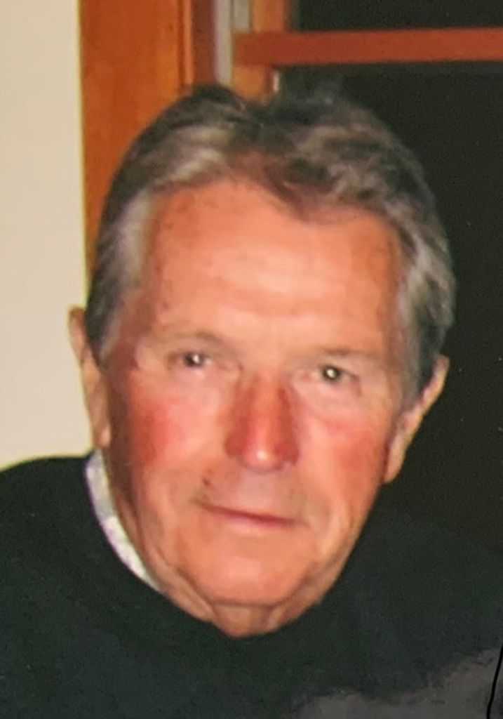 Bruce Ora Fullerton Profile Photo