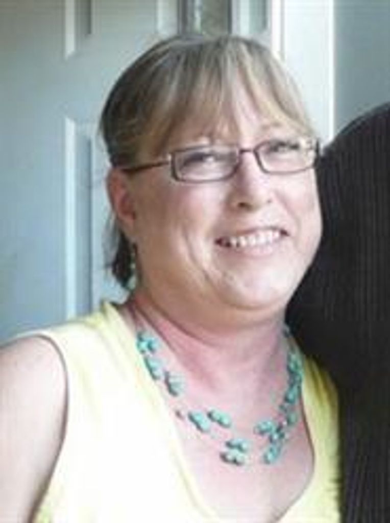 Lori Borton Profile Photo