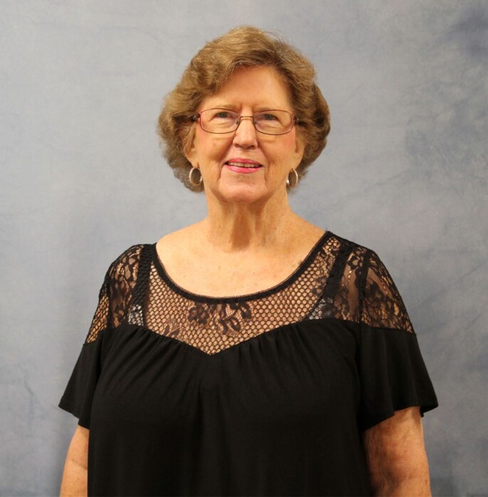 Betty Scarlett (Maddox)  English