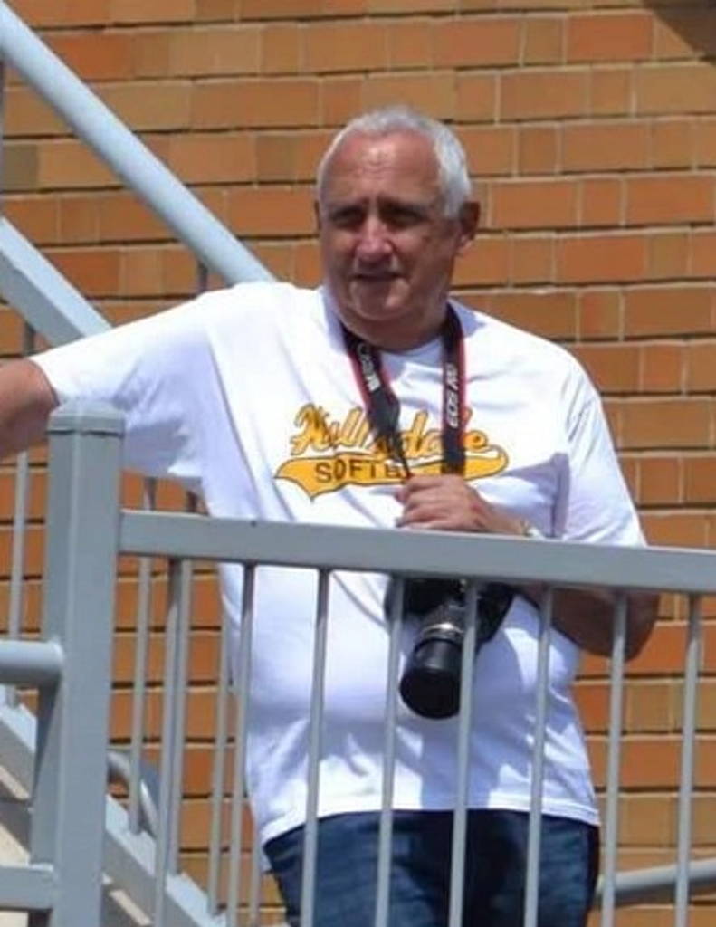 Wayne Floyd Hawks Profile Photo